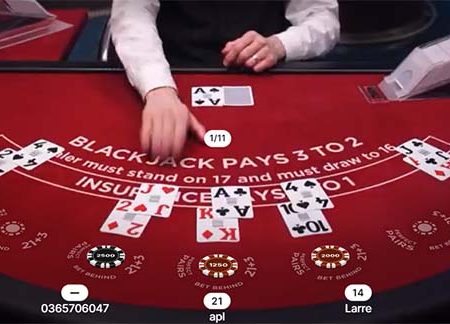 Tìm hiểu về luật chơi Blackjack trực tuyến tại Happyluke